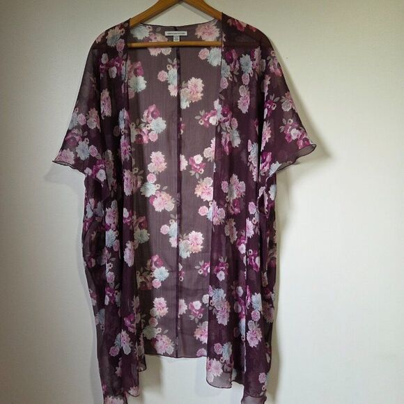 EUC AMERICAN EAGLE OUTFITTERS PURPLE FLORAL LIGHT WEIGHT OPEN KIMONO TOP XS / SM - Picture 1 of 12